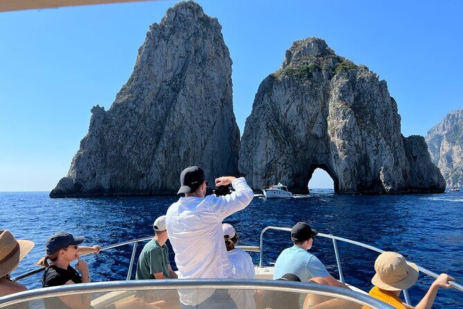 Capri Secret Corners Semi-Private Boat Tour with Local Captain - What Makes This Tour Stand Out?
