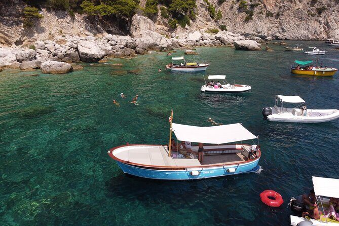 Capri tour with "Gozzo" (3 hours) - Who Will Love This Tour?