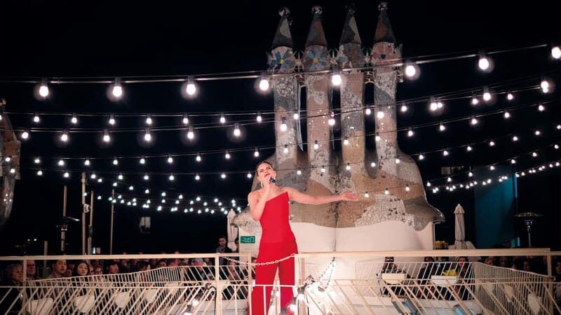 Casa Batlló Night Visit with Live Music on the Roof Terrace - The Rooftop Concert: A Highlight of the Evening