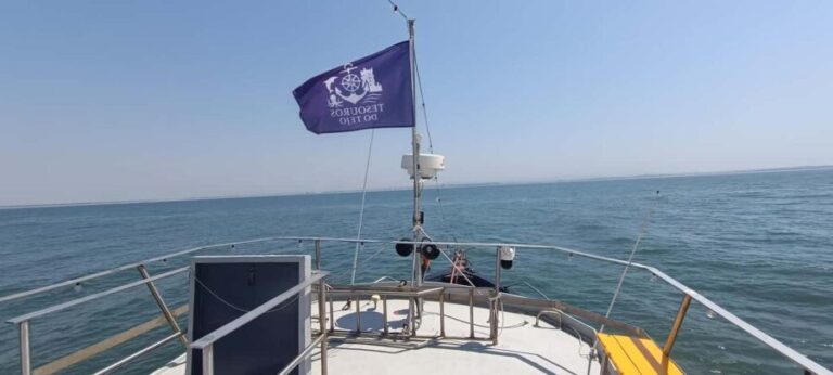 Cascais Coastal Secrets: 90-Minute Cruise with Free Drinks - Final Thoughts