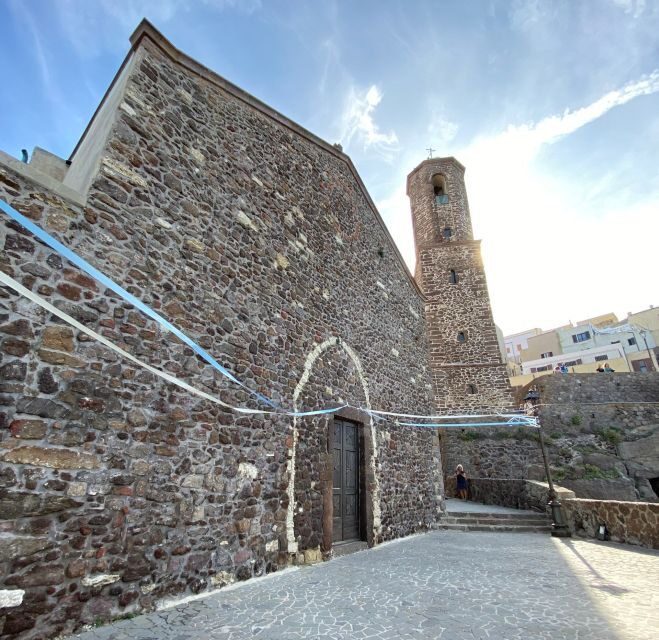Castelsardo: Basket-Making Workshop and Museum Guided Tour - Who Will Love This Tour?
