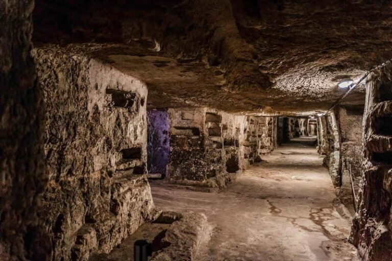 Catacomb of St. John: Entrance ticket and guided tour with VR viewer - A Deep Dive into the Catacomb of St. John Experience