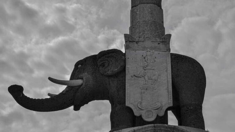 Catania Ghost Tour: Legends and Tastings Under Mount Etna - Is This Tour Right for You?