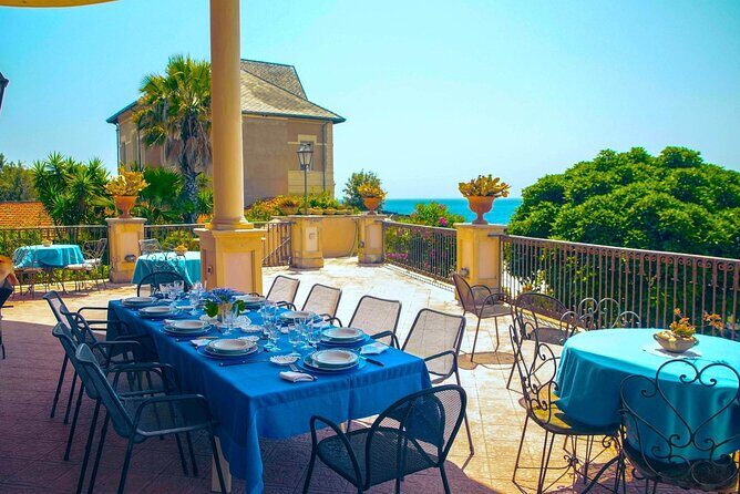 Catania Market Tour & Cooking in a Historic Home with Francesco - What Reviews Highlight