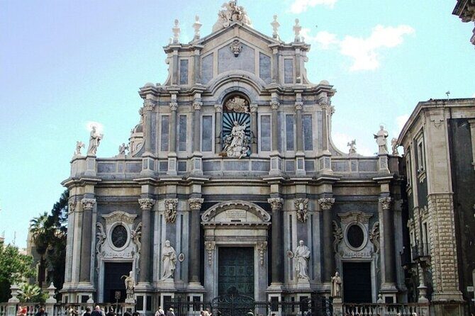 Catania Must-see Attractions Walking Tour With A Guide - Practical Aspects: What You Should Know