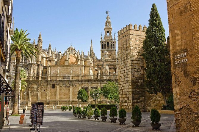 Cathedral of Seville English Guided Tour with Skip the Line & Access to Giralda - Practical Details and Tips