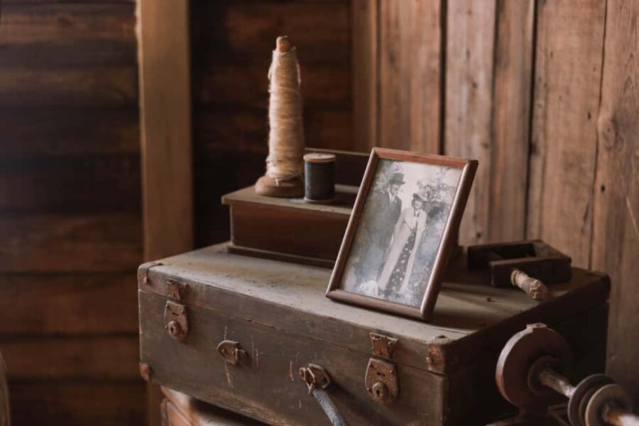 Caves of Laugarvatn Standard Tour - Who Will Enjoy This Tour?