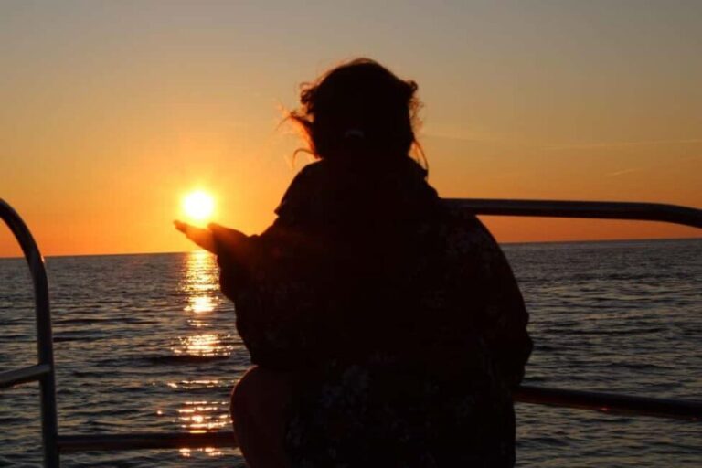 Cavtat: Romantic Sunset Cruise with Unlimited Drinks - The Practical Side: Timing, Cost, and Experience Tips