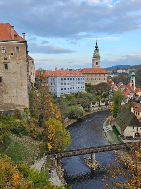 Cesky Krumlov private guided day trip - A Surprising Detour: Hluboka nad Vltavou Castle