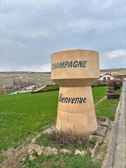 Champagne Day Tour Tours, tastings, and lunch included - An In-Depth Look at the Champagne Day Tour