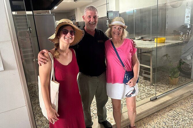 Chania Old Town Artisans and Sightseeing Private Walking Tour - Historic Landmarks and Scenic Vistas