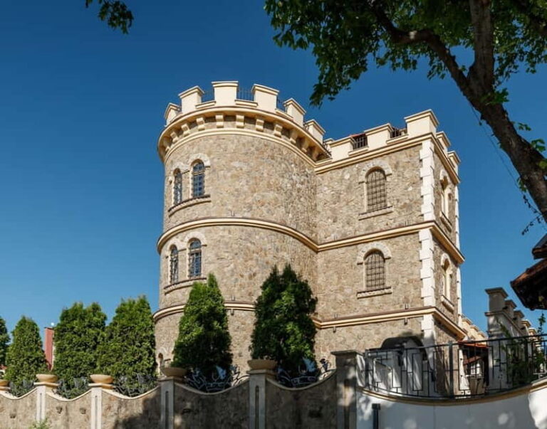 Chisinau: City Tour and Cojusna Winery with Tasting - The Transition to Moldova’s Wine Heritage