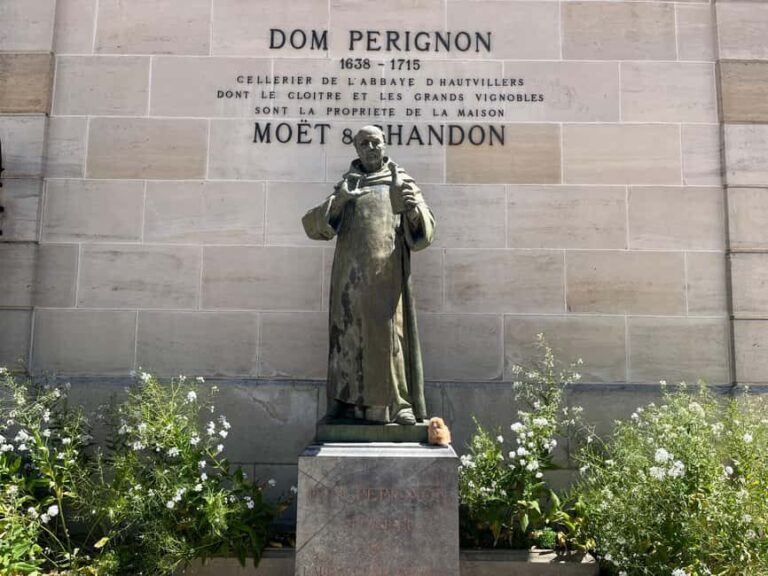 Christmas Dom Pérignon Champagne Tour with Brunch & Dinner - Practical Details and What to Expect