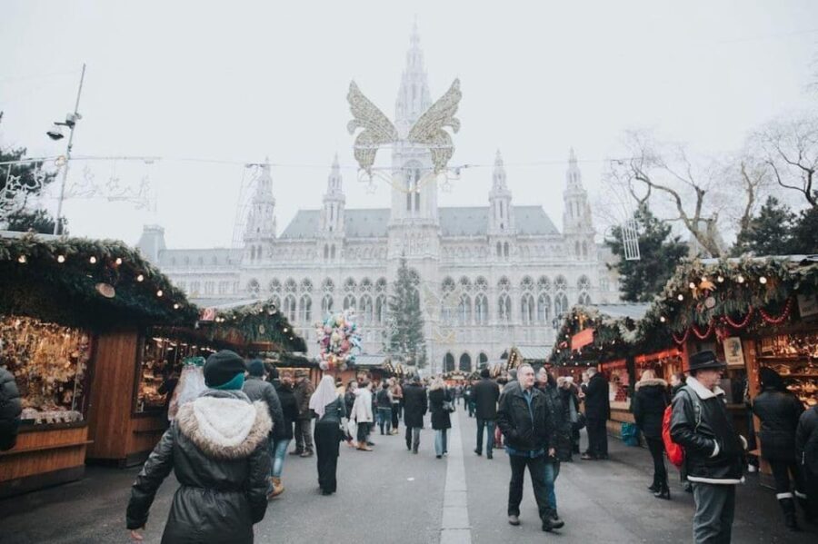 Christmas in 3 countries: Vienna, Salzburg, Brno, Bratislava - FAQ