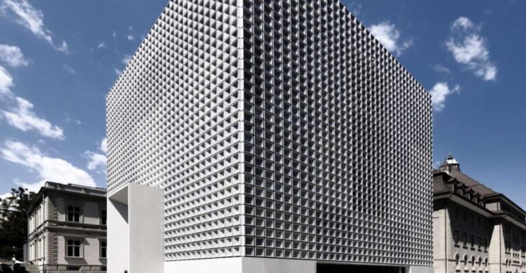 Churs Art and Culture revealed by a Local - Authentic Experiences & Practical Tips