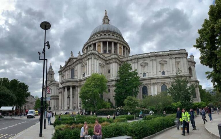 City of London: Historic Pub Walking Tour - An In-Depth Look at the London Pub Tour