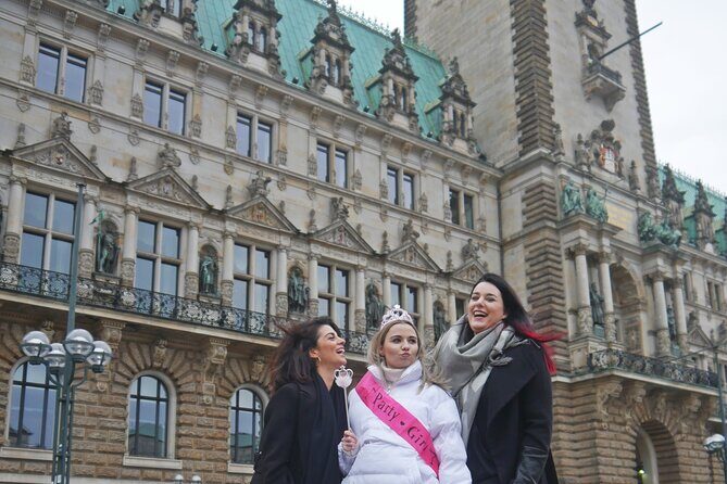 Citybeering - Walk with funny and interesting stories while having local beers - The Sum Up