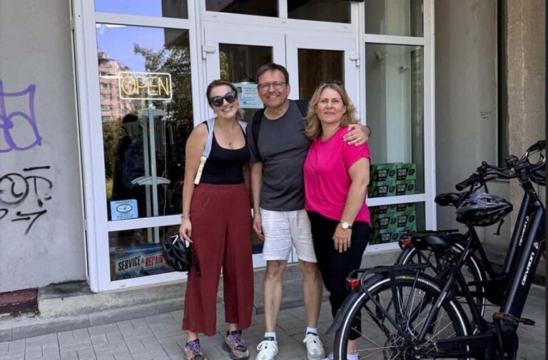 Cluj: Electric Bike Tour with Local Guide - Who is this tour best suited for?