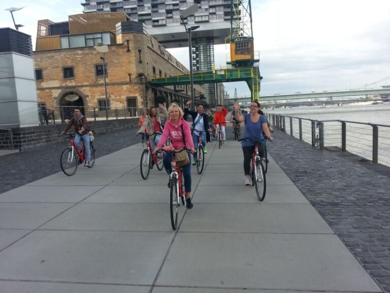 Cologne: 3-Hour Guided Bike Tour - An In-Depth Look at the Cologne Bike Tour