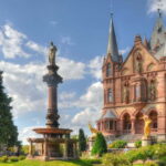 Cologne: Private Half-Day Trip Drachenburg Castle and Linz - FAQs
