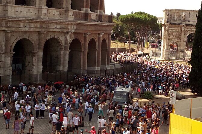 Colosseum and Roman Forum with Private Expert Tour Guide - A Detailed Look at the Tour Experience