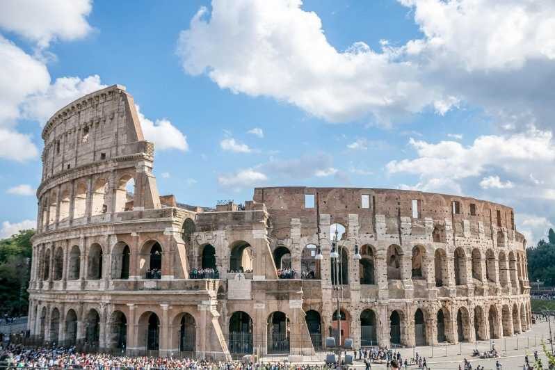Colosseum, Palatine and Forum tour with virtual guide - Walking Through Palatine Hill and Roman Forum