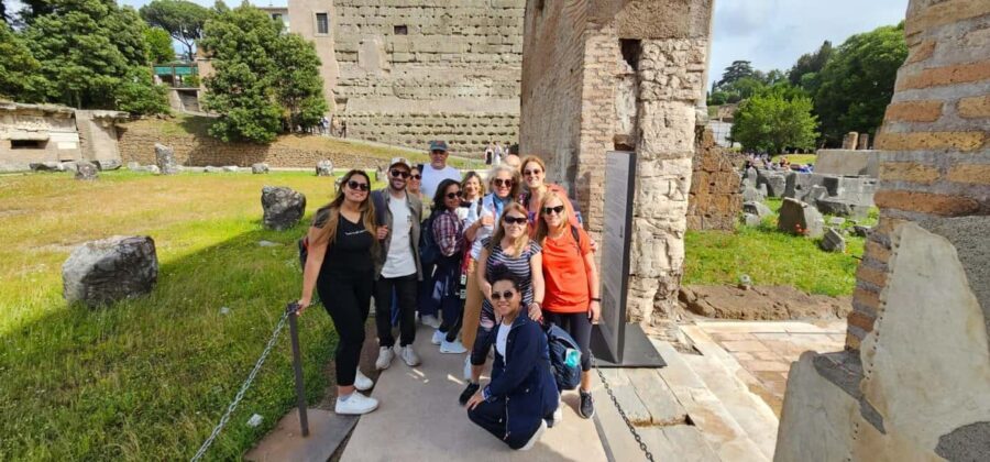 Colosseum, Palatine Hill, Roman Forum: tour of Rome with a tour guide - Who Should Consider This Tour?