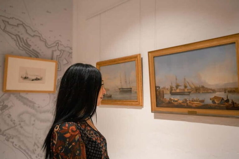 COMBO: Heritage Pass with Hop-On Hop-Off Bus (CMO) - The Traditional Harbour Cruise: A Seafarer’s Perspective