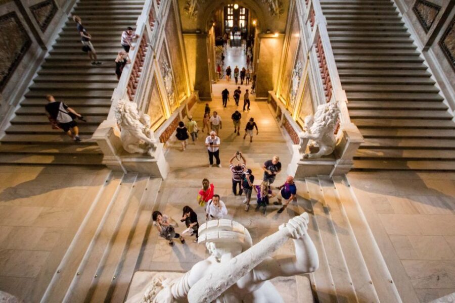 Combo Ticket: Kunsthistorisches Museum & Imperial Treasury - Discovering the Kunsthistorisches Museum
