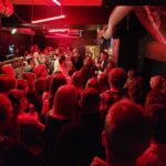 "Comedykills" - das Open Mic im Glockenbachviertel - Authenticity and Local Flavor