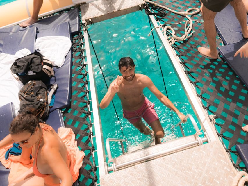 Comino: Blue Lagoon Catamaran Cruise with Lunch and Open Bar - What Makes This Tour Stand Out?