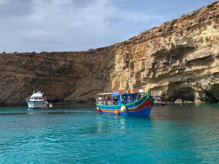 Comino: private charter to Crystal & Blue lagoon & Caves - What Makes This Tour Stand Out?
