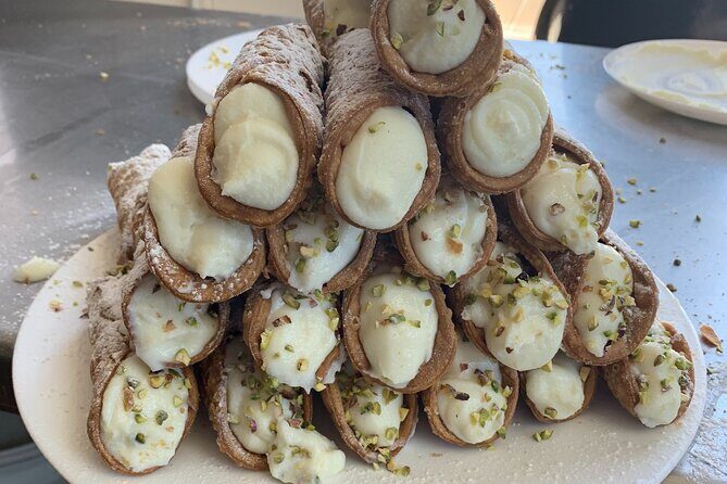 Cook, discover sights, taste food & wine with a chef in Syracuse - Who Will Love This Tour?