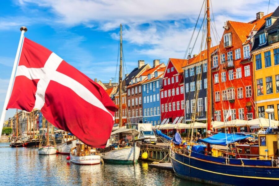 Copenhagen City, Old Town, Nyhavn, Architecture Walking Tour - What to Expect from the Experience