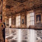 Copenhagen: Frederiksborg Tour in Spanish - Who is this tour best suited for?