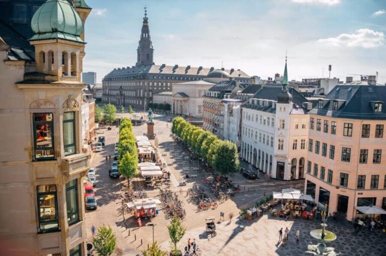 Copenhagen: Guided Walking Tour in French - Why This Tour Should Be on Your Copenhagen List