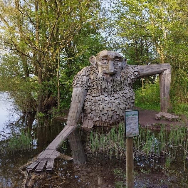 Copenhagen: Six Forgotten Giant Sculptures Tour by Bus - FAQ