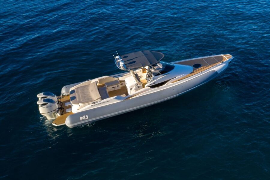 Corralejo: Speedboat Cruise to Beaches with Fruit and Drinks - Breaking Down the Itinerary