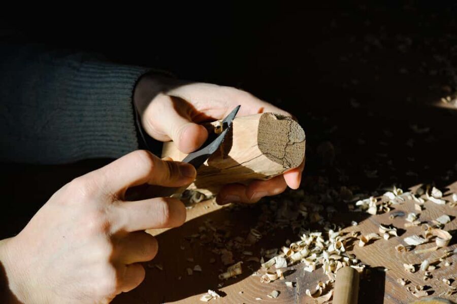 Cotignac: Wood Sculpture Studio - Who Is This Experience Best For?