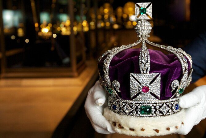 Crown Jewels of London Tour with River Cruise - Detailed Breakdown of the Itinerary