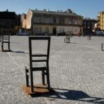 Cruise on the Krakow Vistula & Guided Tour in Former Ghetto - A Closer Look at the Vistula & Ghetto Tour