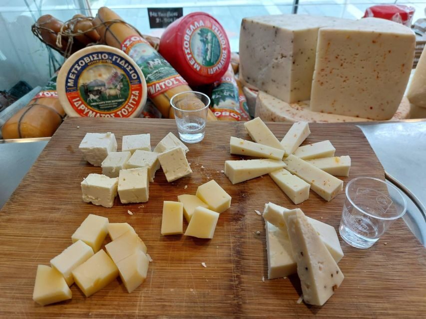 Culinary City Tour Ioannina - The Atmosphere and Group Dynamics