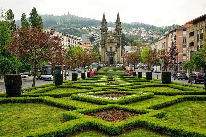 Cultural Route - Braga & Guimarães - from Porto - Transportation & Group Size