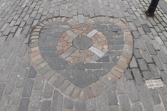 Curious Tales of the Royal Mile - Private Walking Tour - The Sum Up