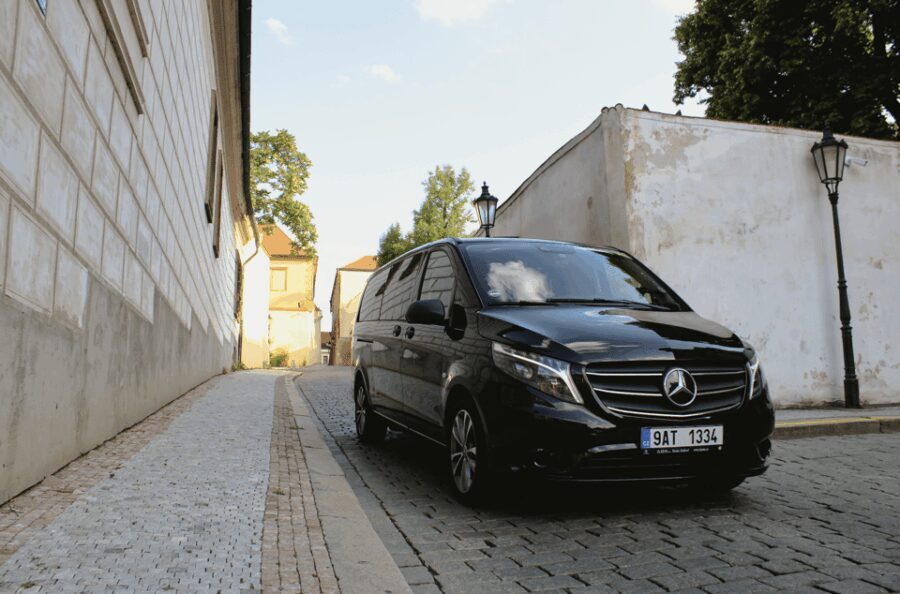 Czech castle tour - Cesky Krumlov - Exploring Cesky Krumlov’s Highlights