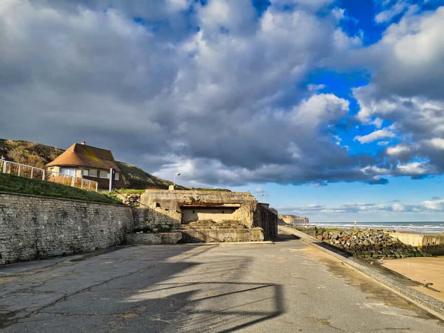 D-day: Omaha Beach tour with transportation from Bayeux - Exploring the Itinerary