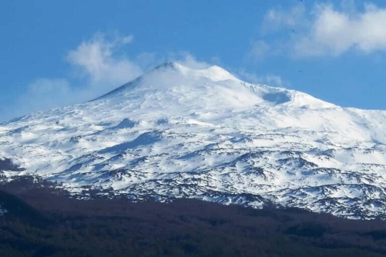Da Taormina: Mount Etna 1800mt and Alcantara Gorges - Transport & Overall Experience
