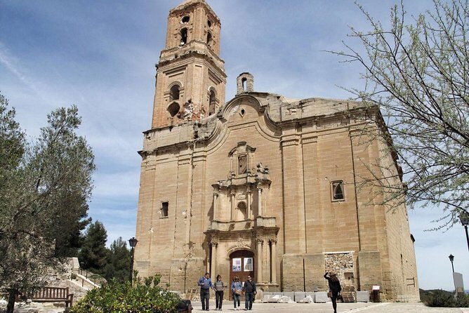 Dalí, Besalú & Garrotxa - Small group - Practical Details and What to Expect