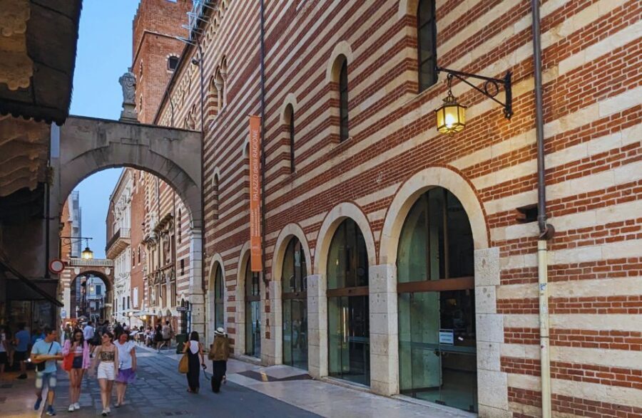 Dante in Verona: From Inferno to Paradise - Exploring Verona’s Connection to Dante