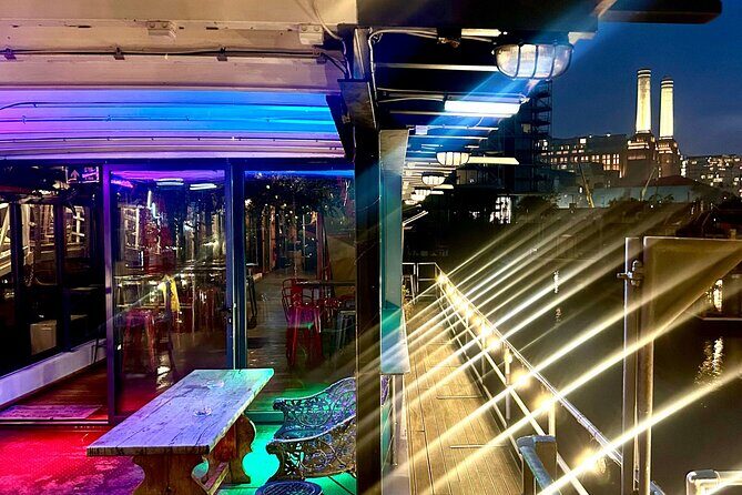 Dark Comedy on Battersea Barge - Final Thoughts: Who Should Book This Experience?